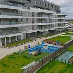Διαμέρισμα With 2 Bedrooms & Parking By Renters