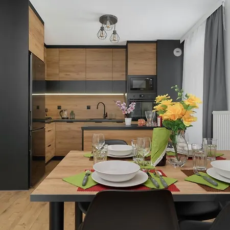 Appartement With 2 Bedrooms & Parking By Renters