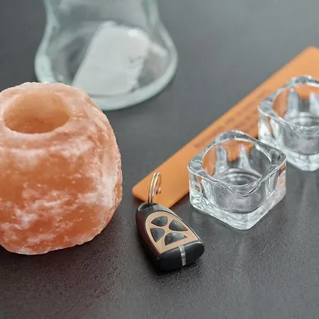 With 2 Bedrooms & Parking By Renters *