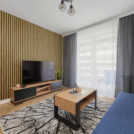 Apartament With 2 Bedrooms & Parking By Renters *