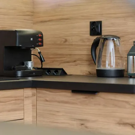 Appartement With 2 Bedrooms & Parking By Renters