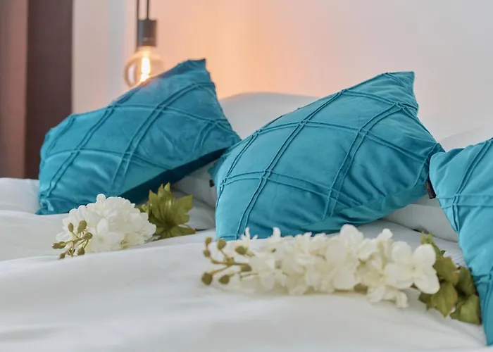 With 2 Bedrooms & Parking By Renters * Wroclaw